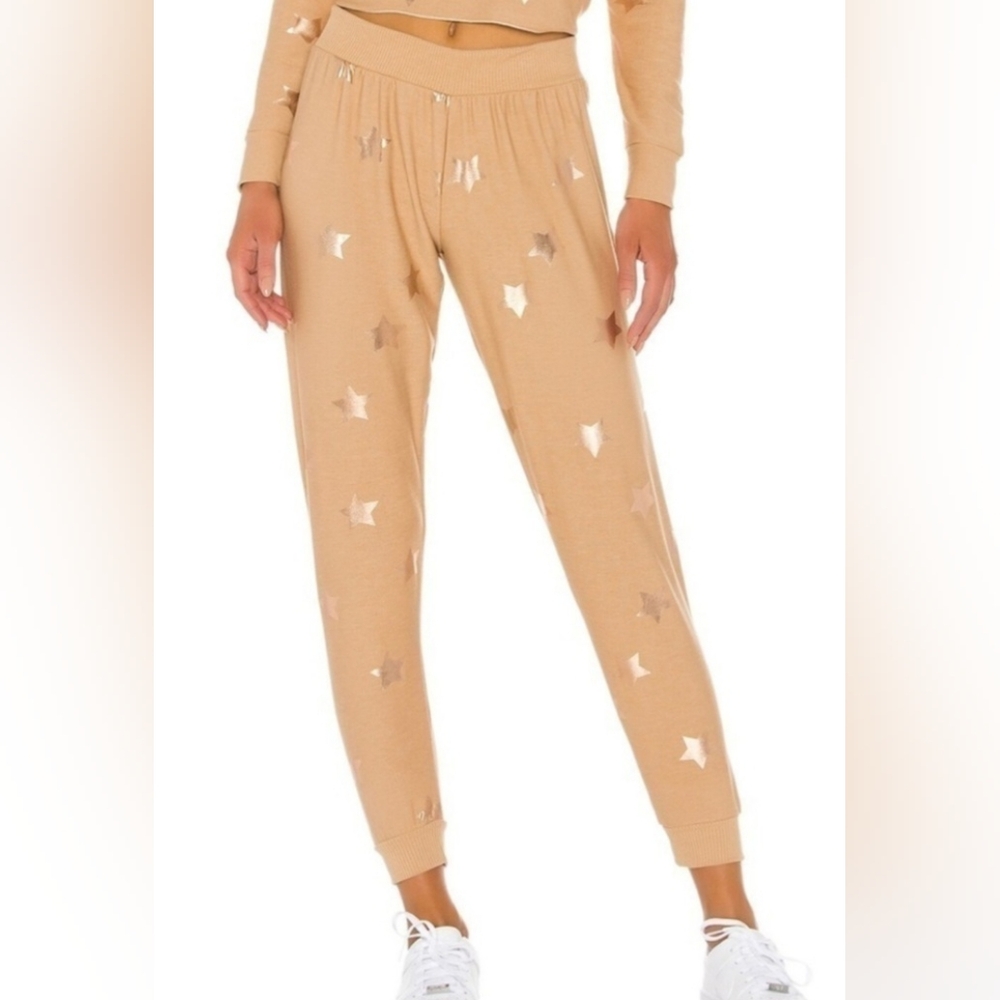 Chaser Foil Star Lounge Joggers NWT Sz Small